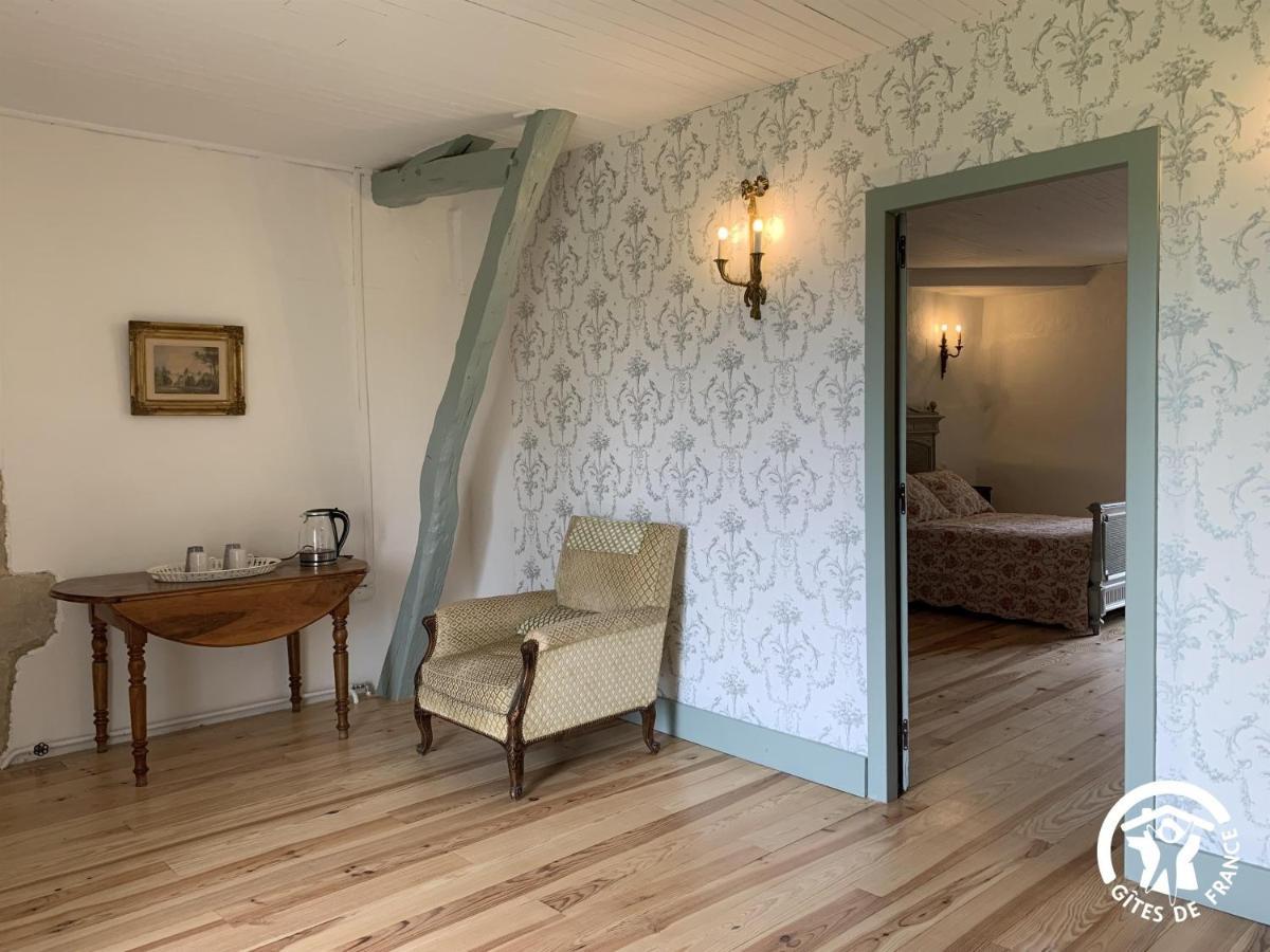 Bed and Breakfast Chateau De Gardes Castin Exterior foto
